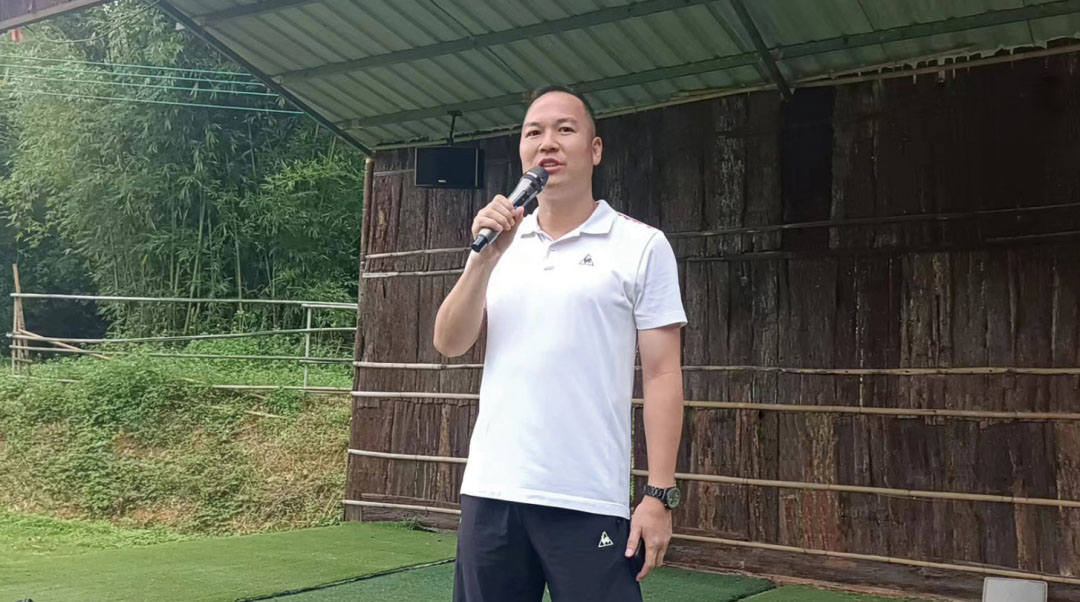 聚力同行，勇攀高峰丨通利大理石瓷砖团队成功登顶佛山第一峰(图7)
