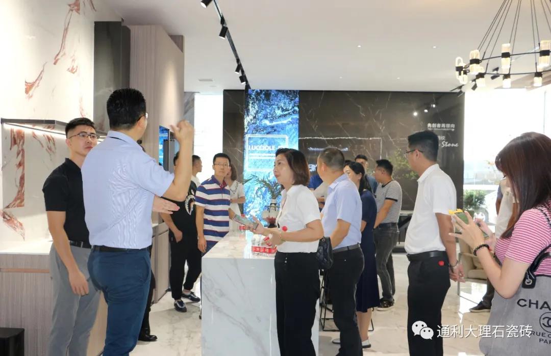 企业家团莅临通利TOMELY大理石瓷砖，开展陶瓷、艺术、文化交流之旅(图2)